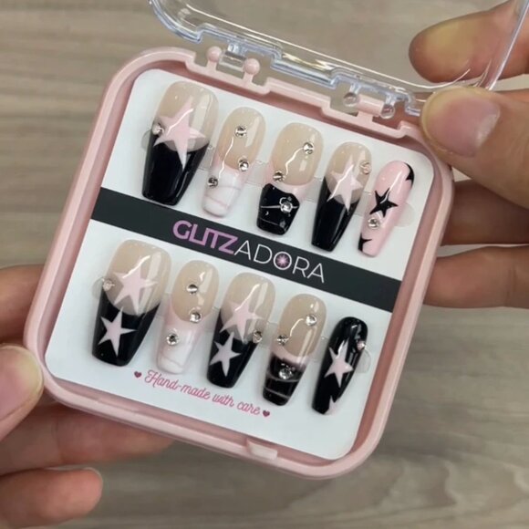 GlitzAdora (2) Nails Black Pink Star & Stellar Silhouette - Picture 4 of 12